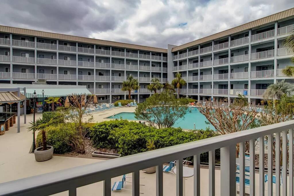 Resort Breeze- 2 Bedroom Pools, Hot Tub, Tennis, Beach 希爾頓黑德島 外观 照片