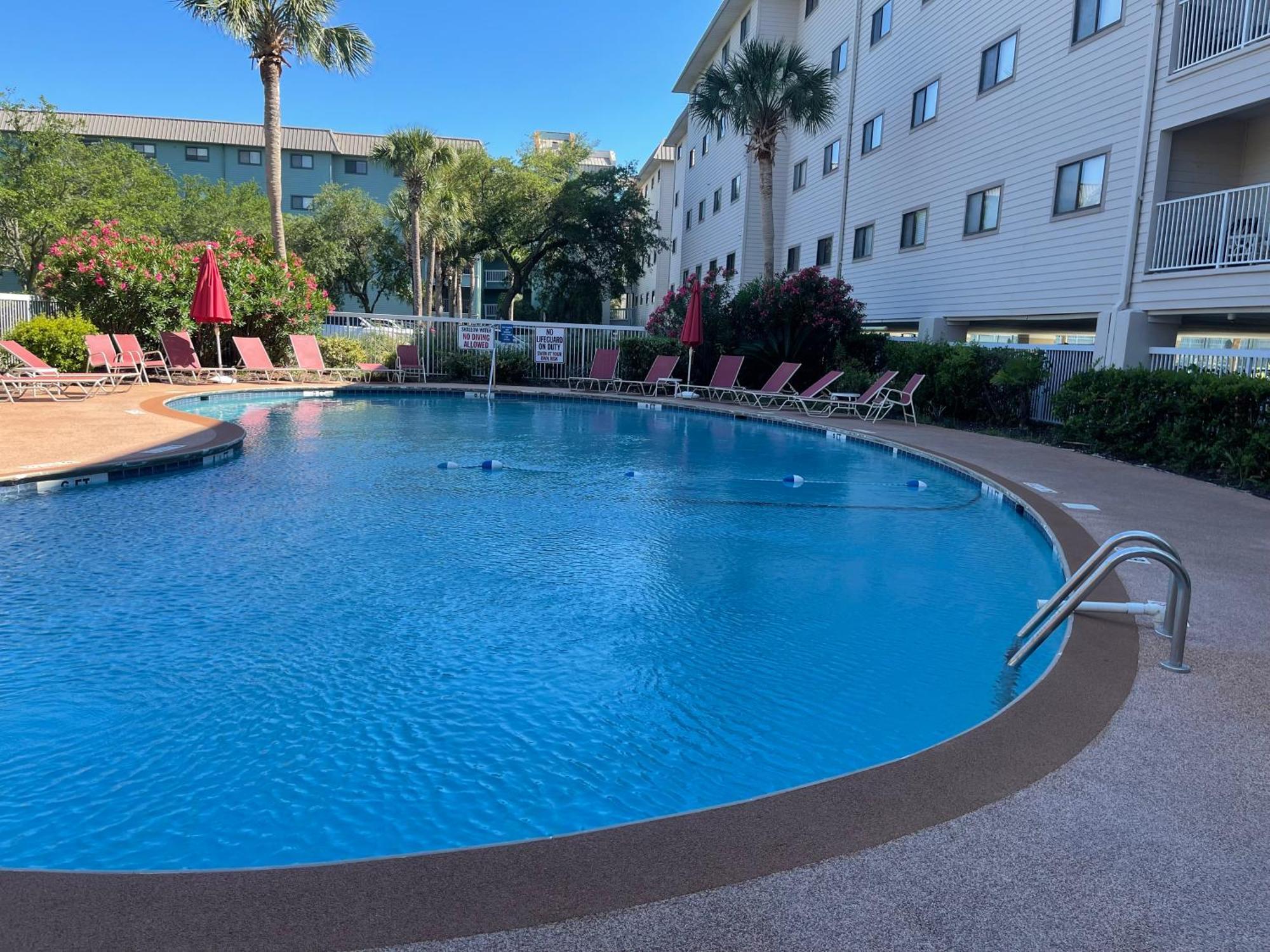 Resort Breeze- 2 Bedroom Pools, Hot Tub, Tennis, Beach 希爾頓黑德島 外观 照片