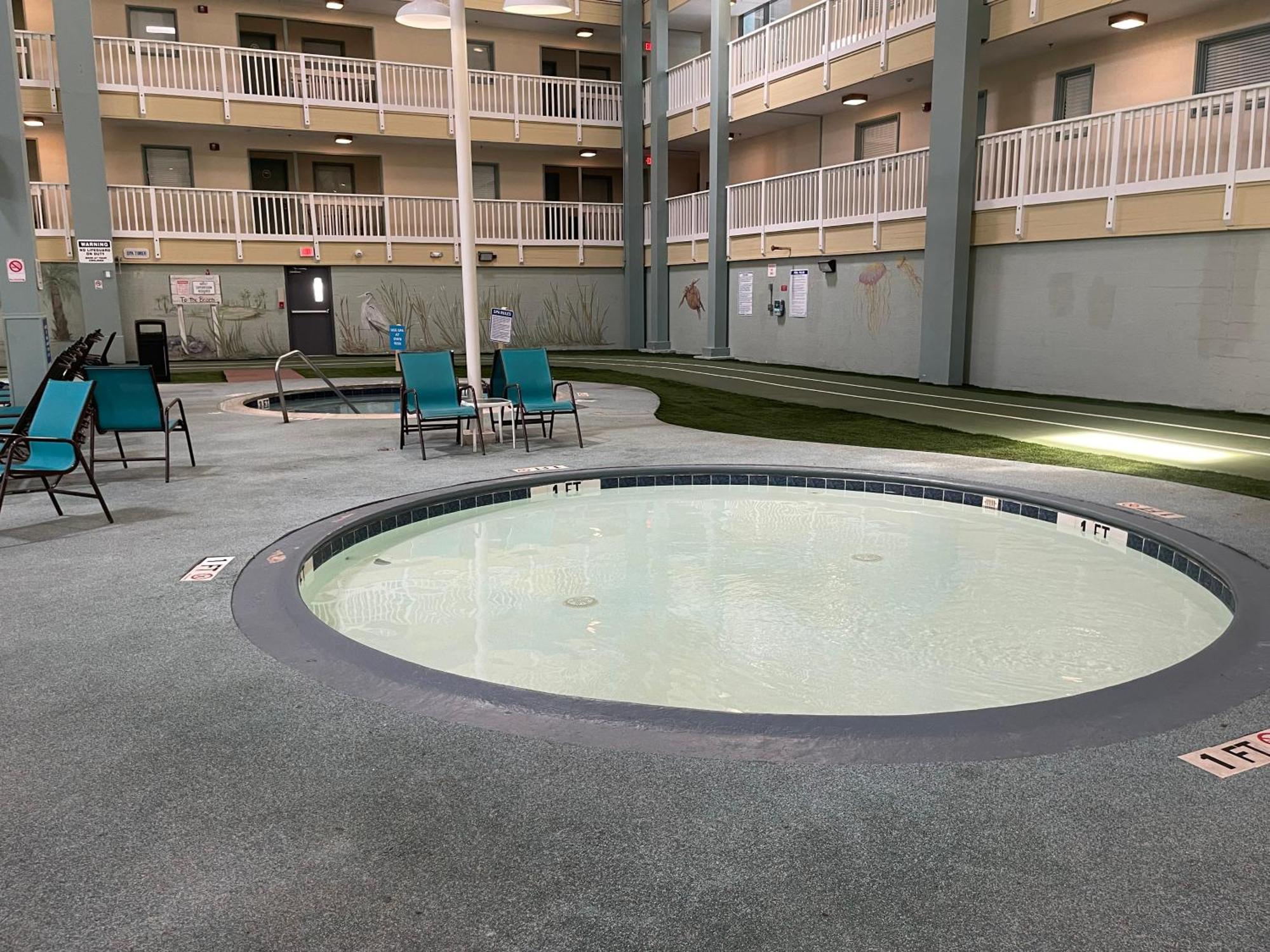 Resort Breeze- 2 Bedroom Pools, Hot Tub, Tennis, Beach 希爾頓黑德島 外观 照片